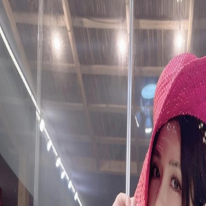 被资本捧了十几年，一朝翻车