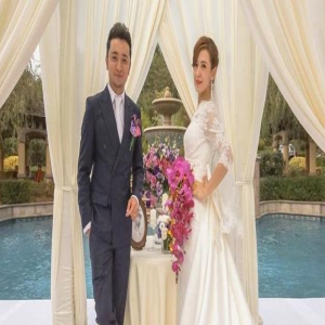 央视主持尼格买提复婚？前妻疑深夜求和，知情人再曝两点离婚原因