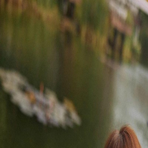 29岁徐梦洁登《男人装》封面，泳装大片湿身诱惑，元气甜妹长大了