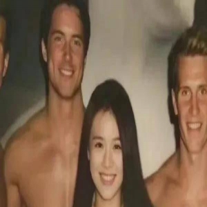 马思纯重回颜值巅峰！成功瘦身30斤，走红毯感叹：老娘扛过来了！