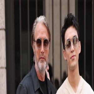 梦幻联动！吴磊米兰时装周与麦叔、加菲同框看秀