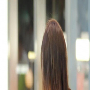 背影街拍：无意识地看着她们，瞬间沉浸在她们的魅力之中！