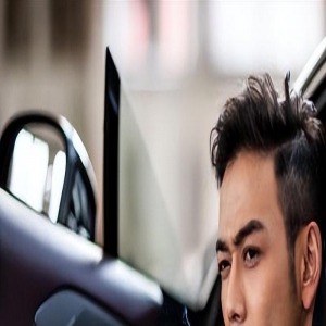 从爆红到“消失”，杨烁为自己的“狂妄自大”买了单