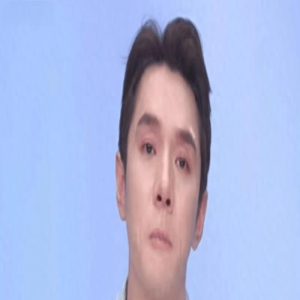 网红李佳琦掉粉超过100万!哭着道歉诚意高,网友评论一针见血