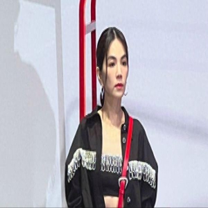 Ella左半身麻痹1个月! 「20年前旧疾复发」紧急求医