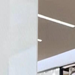 59岁张曼玉暴瘦认不出!身高173cm气质迷人,素颜逛街依然自信