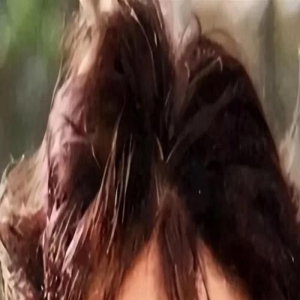 姜黎黎:嫁小3岁初恋,婚后生一女,低调恩爱46年