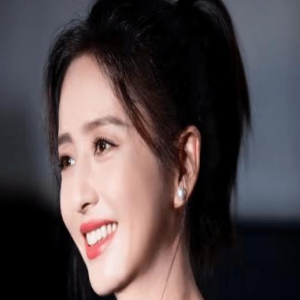 《我经过风暴》上映首日好评不断,票房仅1.5亿难回本,问题在哪