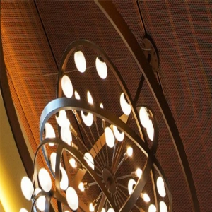 《小美人鱼》首映礼 单依纯阿云嘎亮相唱响金曲