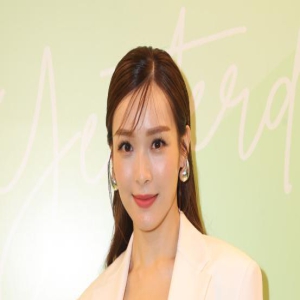 拍剧无期!TVB视后转做旅游节目!无奈称一直太多调动