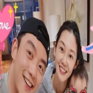 郑恺谈3年不办婚礼内幕:苗苗不信任、感情不稳、婚纱照都不愿拍