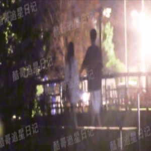 木子洋疑似恋情曝光 和女生约会牵手同回小区