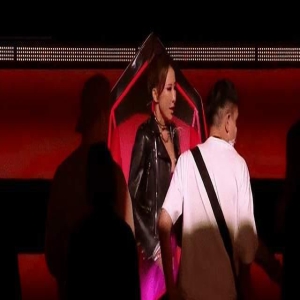 田震问刀郎:平时会追《中国好声音》吗?刀郎的回答让人笑翻