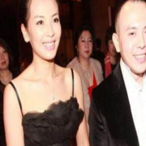 刘涛帮丈夫还清4亿债款,如今他生意再次出现问题