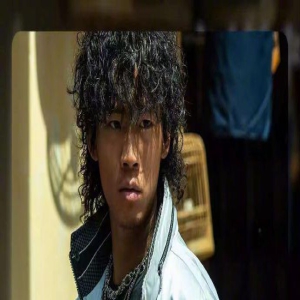 王宝强新作《八角笼中》点映及预售总票房突破4亿