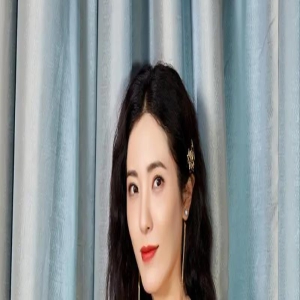 47岁“不婚不孕”的曾黎，打了太多中年女演员的脸！