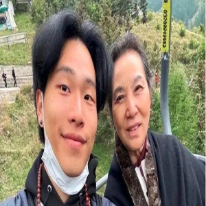 陈坤私生子生母终于露面,终究还是瞒不住了,网友:早就猜出来了