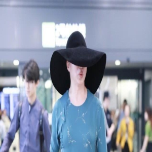 金星穿旗袍,好一个东方美女子,古典又拉风,她是时代的宠儿!