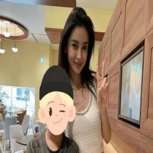 Angelababy又出国了?日本被偶遇,网友质疑其撇下孩子四处风光