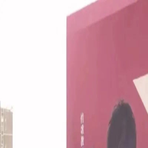 周传雄商演图片,他妻子是空姐,长得很漂亮,说起儿女他满脸骄傲