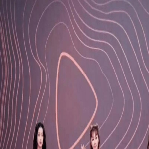 演员上淇在星光大赏红毯上摔倒,我以为装的,直到她开始流鼻血!