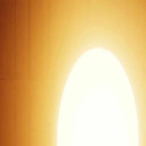 这部剧撕掉了她的“美国甜心”标签,太过瘾了