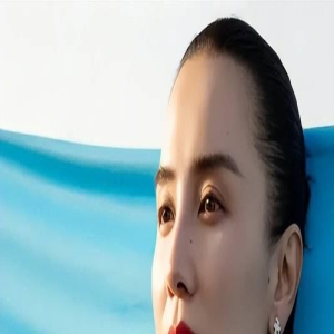 宋佳:曾被3位明星倾情追求,与5婚导演同居5年,如今42岁仍单身