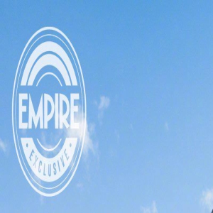 《碟中谍7》新剧照曝光 汤姆·克鲁斯骑摩托飞驰