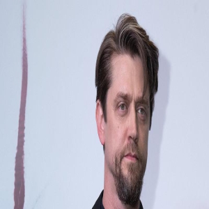 真人版《蝙蝠侠与罗宾》 确定导演安迪·穆斯切蒂