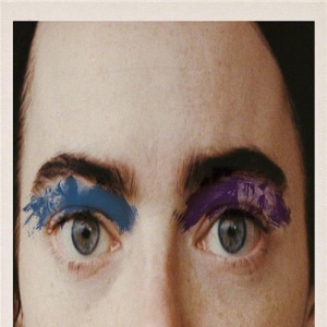 《可怜的东西》曝海报及剧照 画风古怪荒诞猎奇