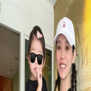 奚梦瑶首晒女儿正面照!胖嘟嘟超萌,五官神似爸爸颜值高