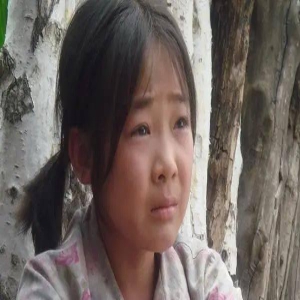 《暖春》小花扮演者齐如意长大了,目前无戏可拍,还经常被网友挖苦