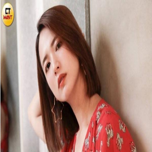 夺男星萤幕初吻亲7次! 她还原「嘴抖手抖」现场:很像是肉跟肉…