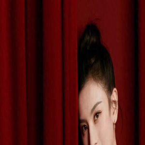 网友:宋祖儿真要凉了!这些年来,她的绯闻,真的是层出不穷啊