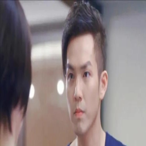 没人能永远18岁!48岁钟汉良面容的崩塌,照出了中年男演员的痛!